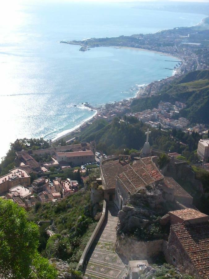 Taormina Castle And Sea View Exterior foto